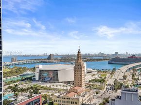 121 NE 5th St 2411, Miami FL 33132