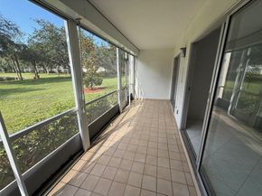 2305 Lucaya Ln H1, Coconut Creek FL 33066