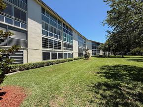 2305 Lucaya Ln H1, Coconut Creek FL 33066