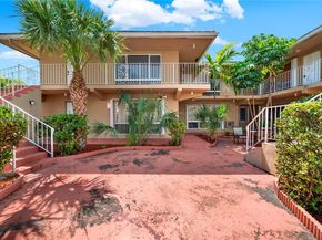 2864 NE 32nd St 7, Fort Lauderdale FL 33306