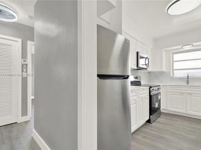2864 NE 32nd St 7, Fort Lauderdale FL 33306