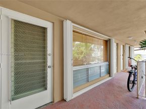 2864 NE 32nd St 7, Fort Lauderdale FL 33306