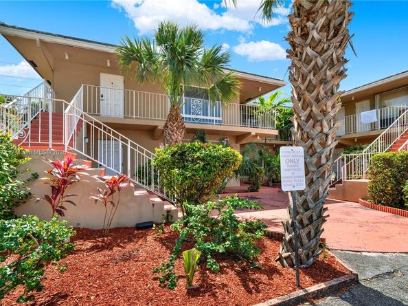 2864 NE 32nd St 7, Fort Lauderdale FL 33306