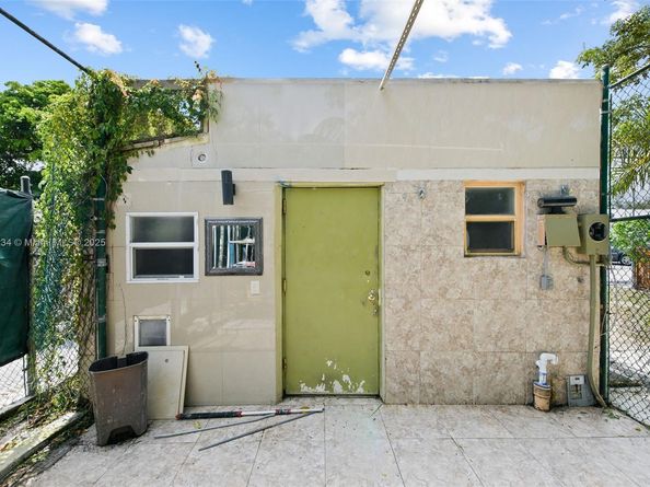 1932 Adams St, Hollywood FL 33020