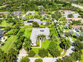 12525 SW 15th Mnr, Davie FL 33325