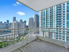 888 Brickell Key Dr 2201, Miami FL 33131