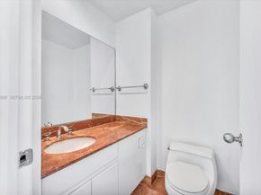 888 Brickell Key Dr 2201, Miami FL 33131
