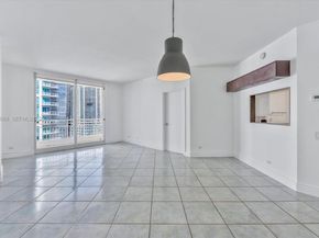 888 Brickell Key Dr 2201, Miami FL 33131
