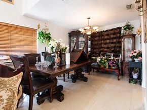 12113 NW 33rd St, Sunrise FL 33323