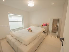 3380 SW 50th St, Hollywood FL 33312