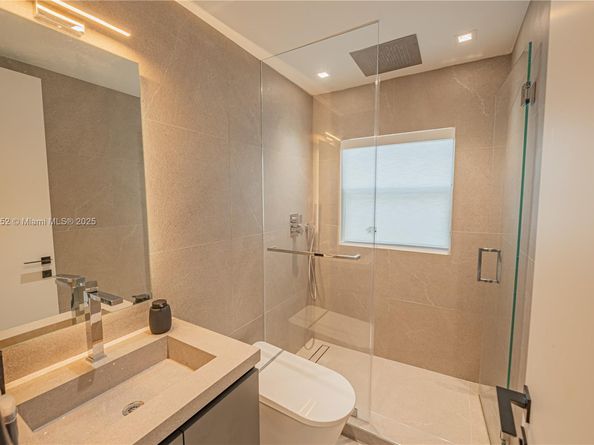 3380 SW 50th St, Hollywood FL 33312
