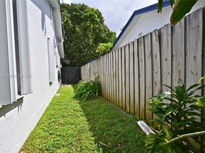 13931 SW 105th St, Miami FL 33186