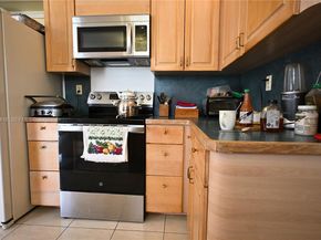 13931 SW 105th St, Miami FL 33186