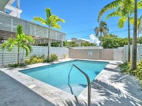 1850 Monroe 309, Hollywood FL 33020