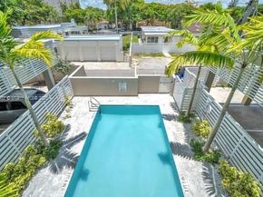 1850 Monroe 309, Hollywood FL 33020