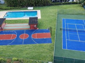 5706 Guava Dr, Tamarac FL 33319