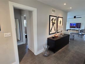 800 Polk St, Hollywood FL 33019