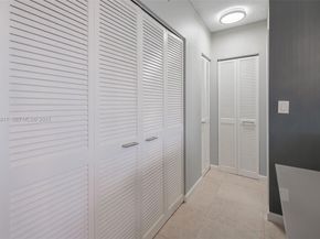 1950 S Ocean Dr 20D, Hallandale Beach FL 33009