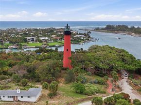 18546 Lake Bend Dr, Jupiter FL 33458