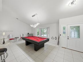 18546 Lake Bend Dr, Jupiter FL 33458