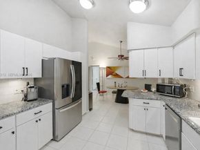 18546 Lake Bend Dr, Jupiter FL 33458