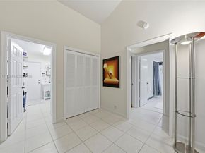 18546 Lake Bend Dr, Jupiter FL 33458