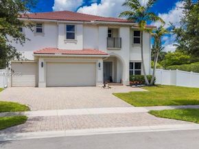 7601 Cavalia Dr, Davie FL 33328