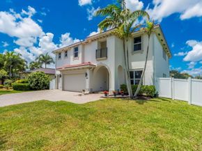 7601 Cavalia Dr, Davie FL 33328