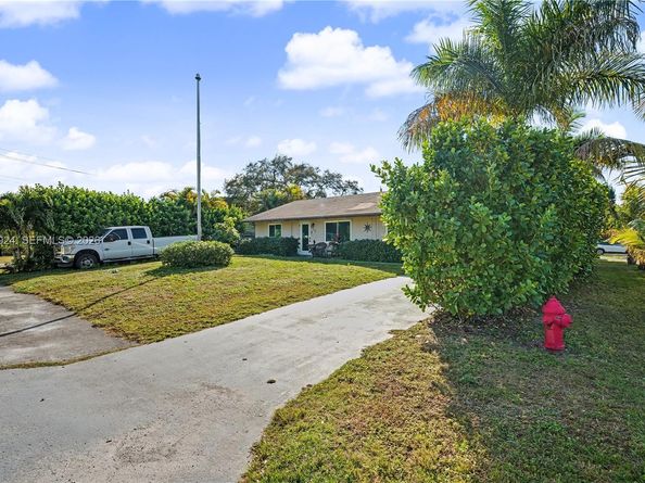 2864 SW 16th St, Fort Lauderdale FL 33312