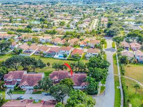 7652 S Pinewalk Dr S 139, Margate FL 33063