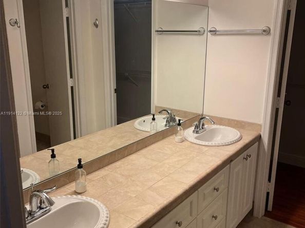 7652 S Pinewalk Dr S 139, Margate FL 33063