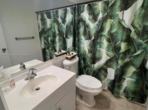 7652 S Pinewalk Dr S 139, Margate FL 33063