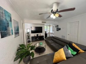 8420 SW 133rd Ave Rd 213, Miami FL 33183