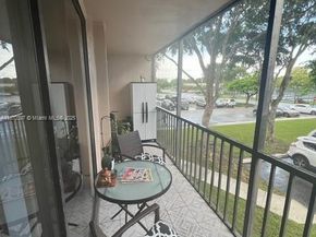 8420 SW 133rd Ave Rd 213, Miami FL 33183