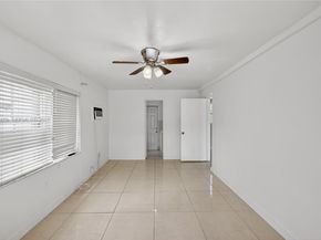 807 SW 26th Ct, Fort Lauderdale FL 33315