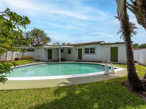 807 SW 26th Ct, Fort Lauderdale FL 33315