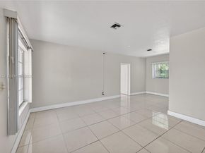 807 SW 26th Ct, Fort Lauderdale FL 33315