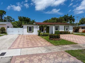 807 SW 26th Ct, Fort Lauderdale FL 33315
