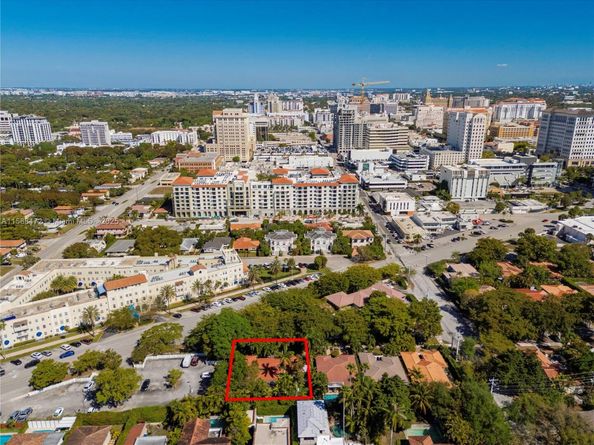 320 San Sebastian Ave, Coral Gables FL 33134