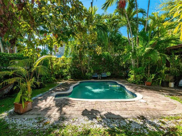 320 San Sebastian Ave, Coral Gables FL 33134