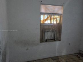 763 NE 140th St, North Miami FL 33161