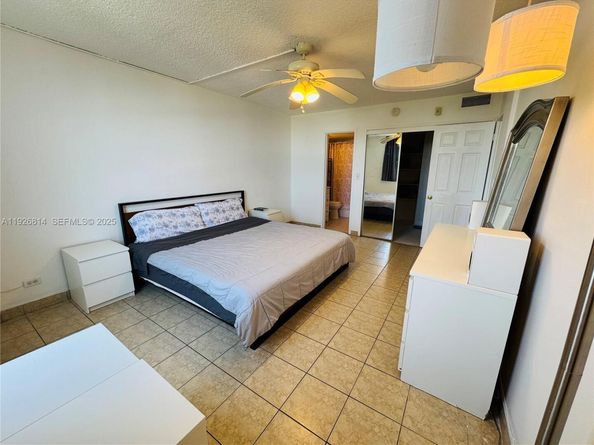 3660 NE 166th St 812, North Miami Beach FL 33160