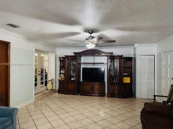 3915 NW 4th Ter, Miami FL 33126