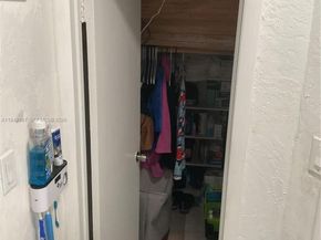 1943 NW 72nd St, Miami FL 33147