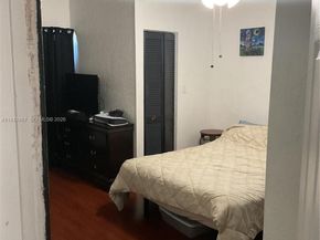 1943 NW 72nd St, Miami FL 33147