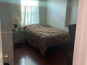 1943 NW 72nd St, Miami FL 33147