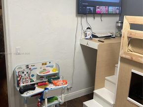 1943 NW 72nd St, Miami FL 33147