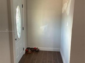 1943 NW 72nd St, Miami FL 33147