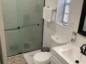 1943 NW 72nd St, Miami FL 33147