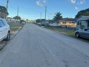 1943 NW 72nd St, Miami FL 33147
